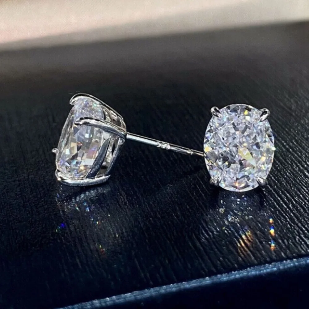 NWT luxury sterling silver diamond stud earrings - Picture 2 of 3